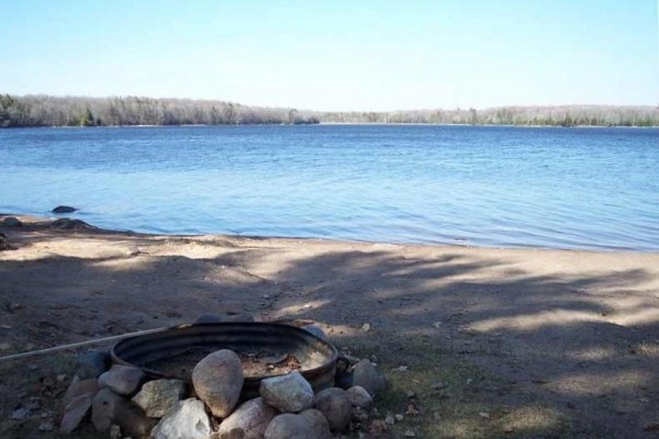 [Image: Turtle Flambeau Flowage Family Retreat with Bar]