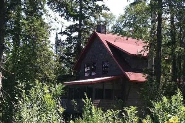 [Image: Orion House on Lake Superior, 2 BR, 2 BA, 3.5 Acres Birch &amp; Pine]