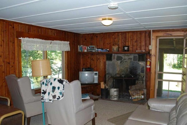 [Image: Big Family Retreat, Sleeps 15,Oxbow Lake, Boulder Junction, Presque Isle]