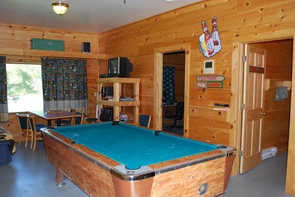 [Image: Big Family Retreat, Sleeps 15,Oxbow Lake, Boulder Junction, Presque Isle]