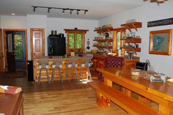 [Image: Big Family Retreat, Sleeps 15,Oxbow Lake, Boulder Junction, Presque Isle]