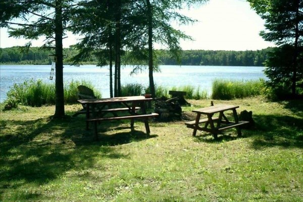 [Image: Ultimate Northwoods Retreat]