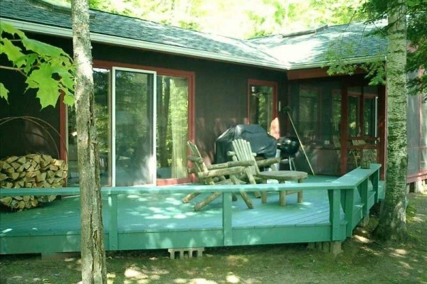 [Image: Ultimate Northwoods Retreat]