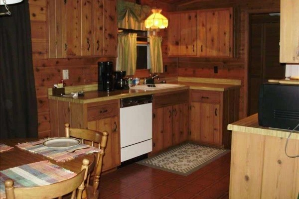 [Image: 3-Bed, 2-Bath Cabin Overlooking Lake Buckatabon, Sleeps 6]