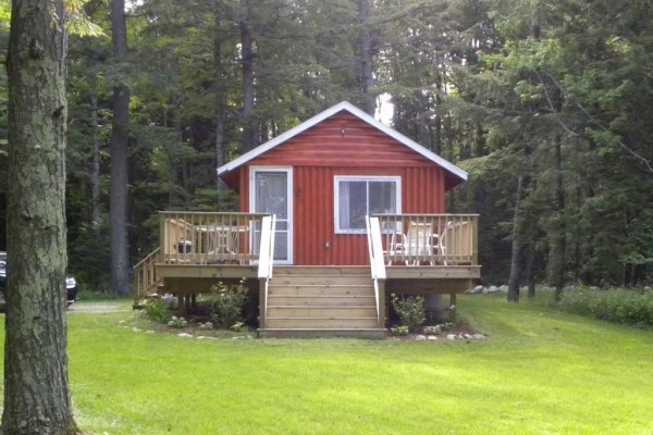 [Image: Cabins on Lake Lucerne / Wkly or Nightly Rental Available]