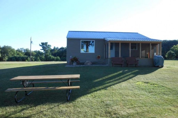 [Image: Modern Cottage on Scenic Lake Noquebay]