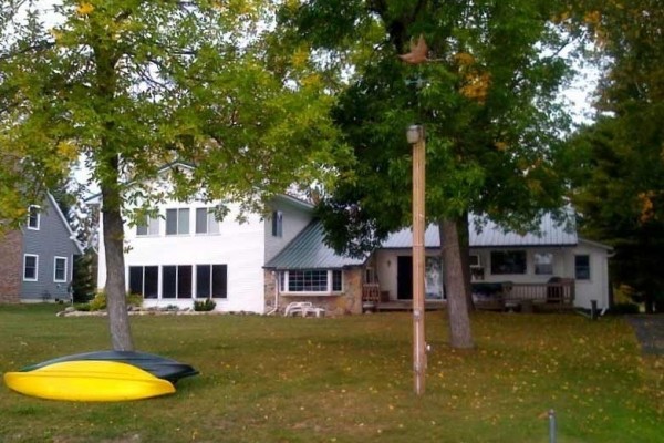 [Image: Great Family Get Away: Lake Home on Lake Noquebay]