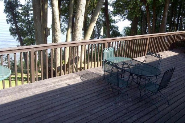 [Image: La Bella Casa Di Mattoni, 3 Bedroom Cottage on the Bay in Southern Door County]