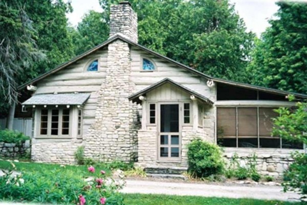 [Image: Lake Shore House at Parks Edge Cottages]