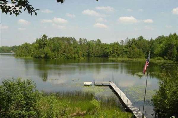 [Image: Secluded Lakefront Cabin in Lakewood, Wisconsin]