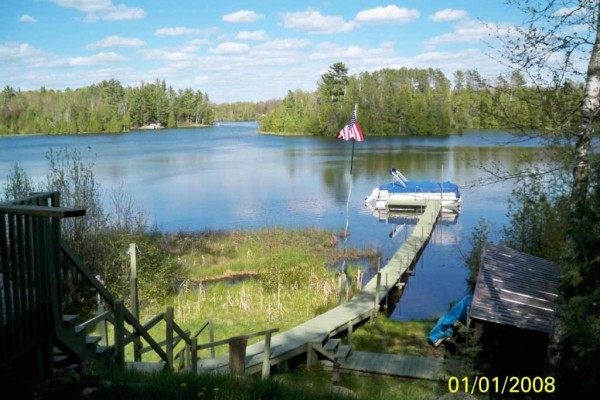 [Image: Secluded Lakefront Cabin in Lakewood, Wisconsin]