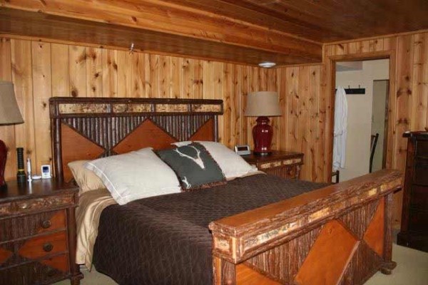 [Image: Historical, Northwoods Style Lodge-Reunions-Sleeps 22-Sand Beach-Class a Fishing]