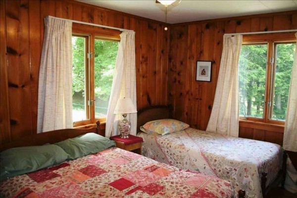 [Image: Cozy Cabin on Cisco Chain of Lakes Near Land O' Lakes, Wi]