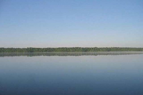 [Image: Spectacular Custom Log Home on Manitowish Chain of Lakes]