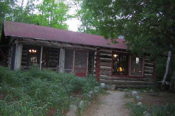 [Image: Authentic 1930s Log House with Sandy Beach &amp; Boats]