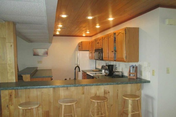 [Image: Newly Remodeled Condo on Manitowish Lake with Amazing Lake Views]