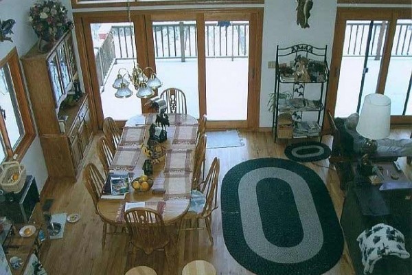 [Image: Beautiful Log Cabin on Vance Lake with Access to Sturgeon Lake]