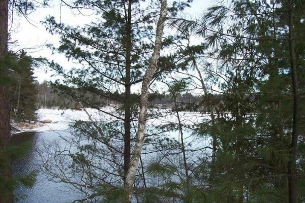 [Image: Beautiful Log Cabin on Vance Lake with Access to Sturgeon Lake]