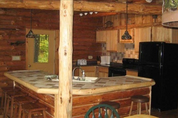 [Image: Spectacular Log Cabin on Manitowish Chain]