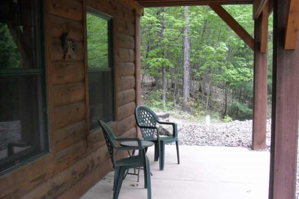 [Image: Secluded Cabin in the Northwoods, Pets Allowed]