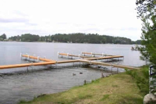 [Image: Beautiful Lakeside 3 Bdrm Condo on Lake Minocqua,]