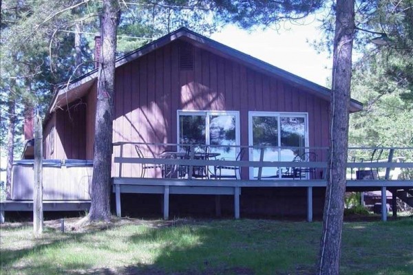 [Image: Lake Minocqua Vacation Home]