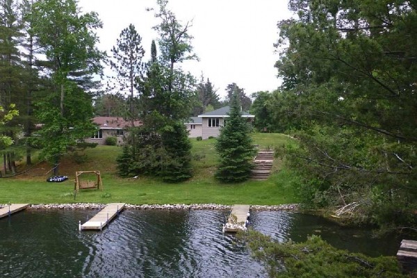 [Image: Lake Minocqua Cabin - 3 BR/2 BA]