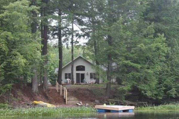 [Image: The DeVine Cottage New Northwoods Home on Private Lake]