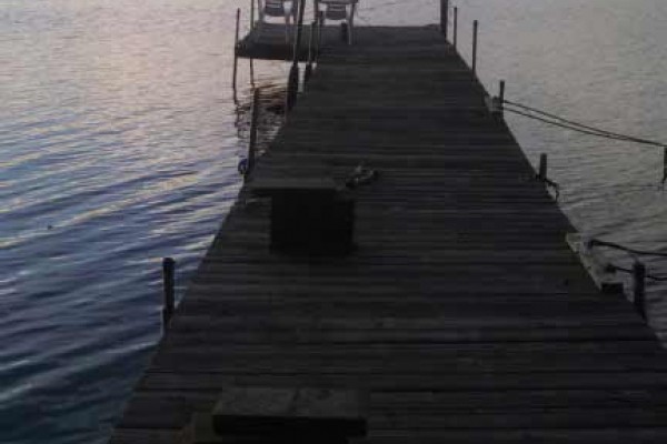 [Image: Beautiful Home on Wildcat Lake Chalet]