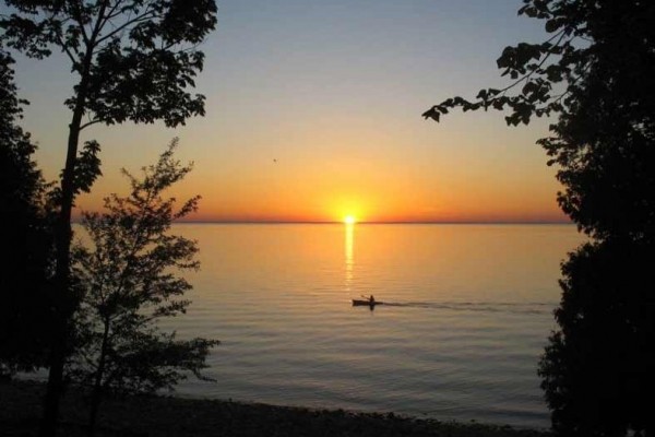 [Image: Panorama Waterfront Guest House North of Sturgeon Bay]