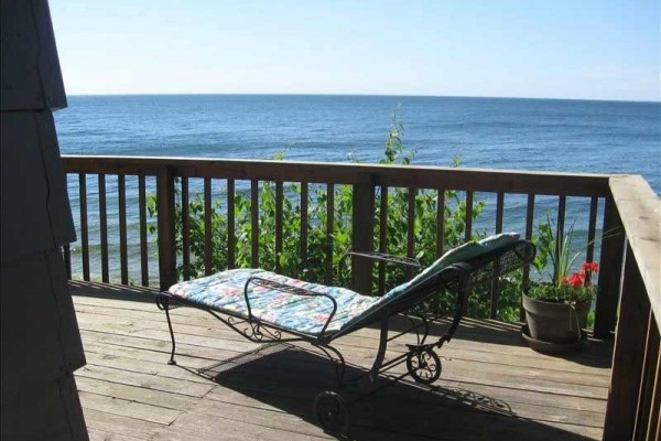 [Image: Panorama Waterfront Guest House North of Sturgeon Bay]