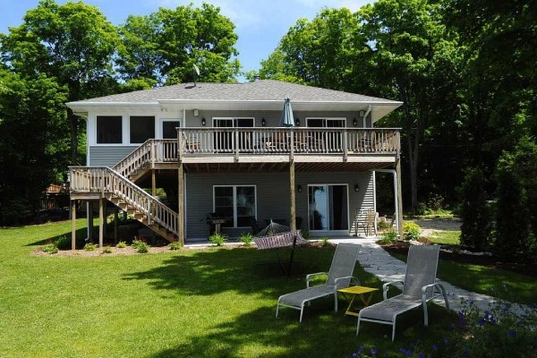 [Image: Big Sully's Bay Shore House! Two 1 Night Rentals in August Avail. Inquire.]
