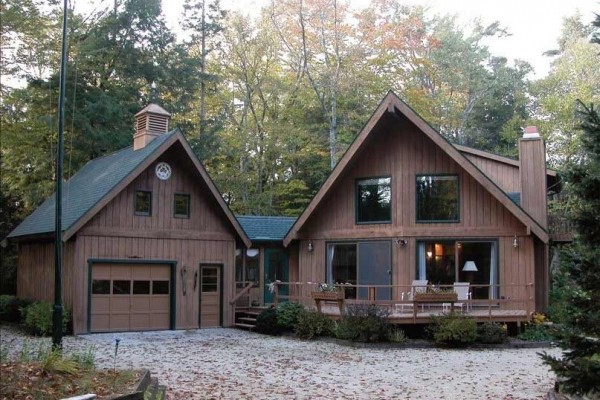 [Image: Beautiful Year Round Door County Vacation Home]