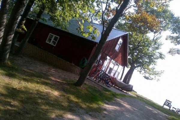 [Image: Wtrfront Log Cabin on Sand Bay, Door County - Moonlight Magic]