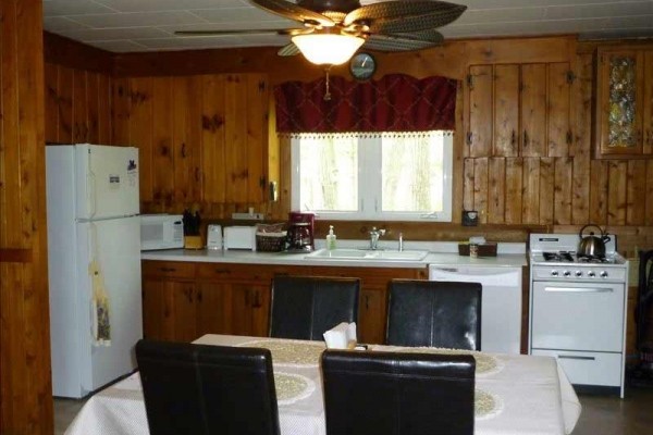 [Image: Wtrfront Log Cabin on Sand Bay, Door County - Moonlight Magic]