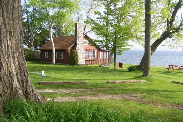 [Image: Waterfront with a Great Beach, Fireplace and Large Yard]