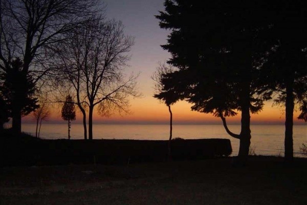 [Image: Beautiful Lake Michigan Home at Door County Gateway-Algoma]