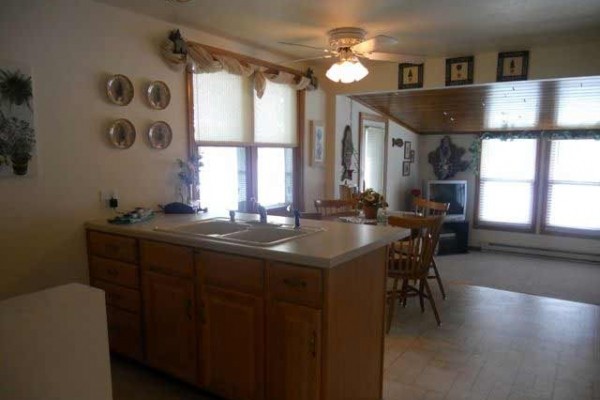 [Image: 2 Bedroom, White Lake Home, 45 Minutes from Green Bay]