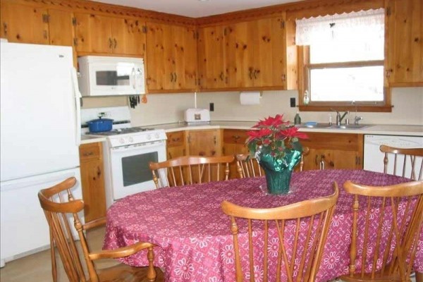 [Image: 6BR/3BA Private Lakefront Home 45 Minutes from Green Bay]