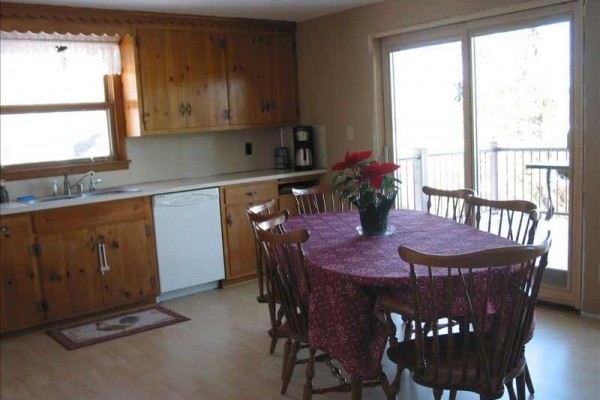 [Image: 6BR/3BA Private Lakefront Home 45 Minutes from Green Bay]