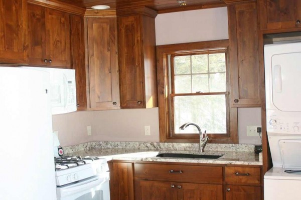 [Image: Log Cabin on Clear Lake]