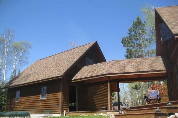 [Image: North Turtle Lake Home - 200 Feet of Lake Frontage]