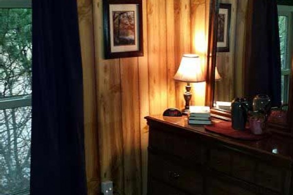 [Image: Cozy Cabin with Wifi &amp; Dish TV on Graham Lake, Iola, Wi-Book Now for Fall Colors]
