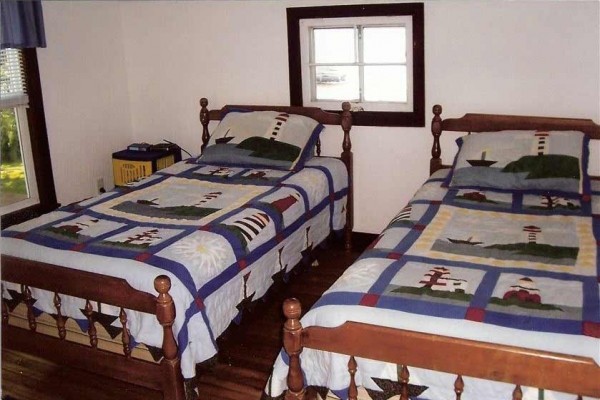 [Image: Three Bedroom Cottage on Beautiful Shawano Lake]