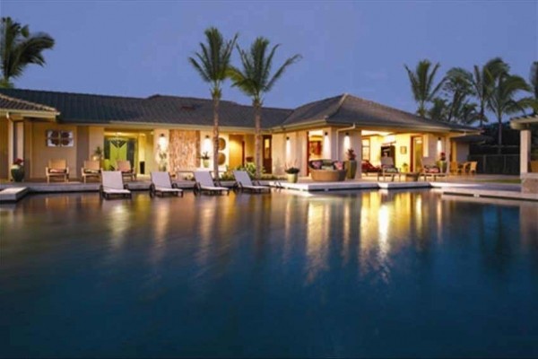 [Image: Mauna Kea Resort - Gorgeous Oceanview Incl. Hotel Amenity Pkg]