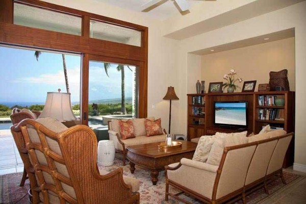 [Image: Three or Four Bedroom Ocean and Golf View - Mauna Kea Resort]