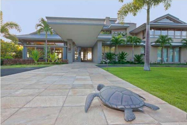 [Image: Luxury Escape at Mauna Kea]