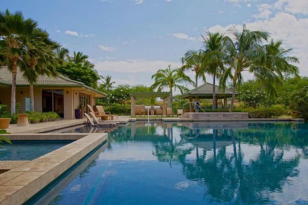 [Image: Fabulous Ocean/Coast Views, Privacy, Best Wai'Ula'Ula Condo]