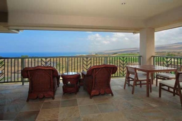 [Image: Best Views of Harbor, Ocean &amp; Golf Course in Wai'Ula'Ula]