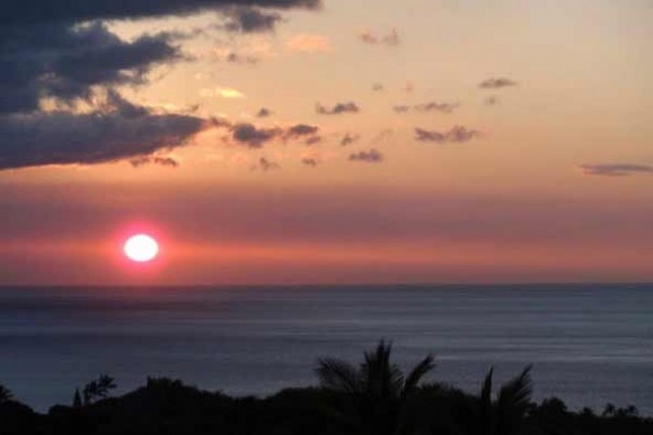 [Image: Best Views of Harbor, Ocean &amp; Golf Course in Wai'Ula'Ula]